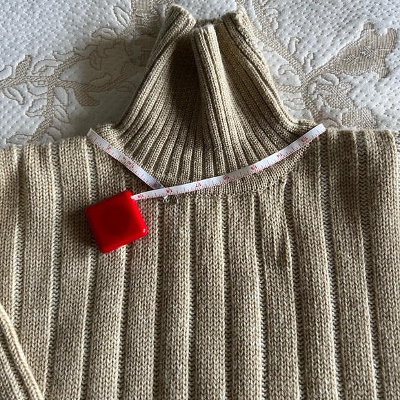 Brand new Unisex vintage 100% wool turtleneck knit sweater - Picture 6 of 15